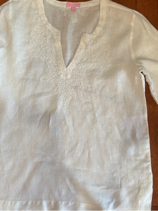 Lilly Pulitzer Tops - Lilly Pulitzer White Embroidered V-Neck Kids Tunic